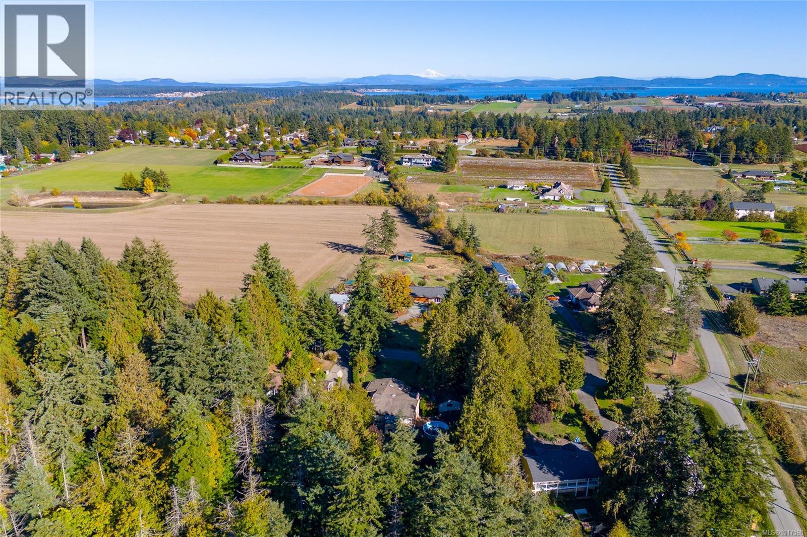 7086 Maber Rd, Central Saanich, British Columbia  V8M 1S9 - Photo 33 - 1017598