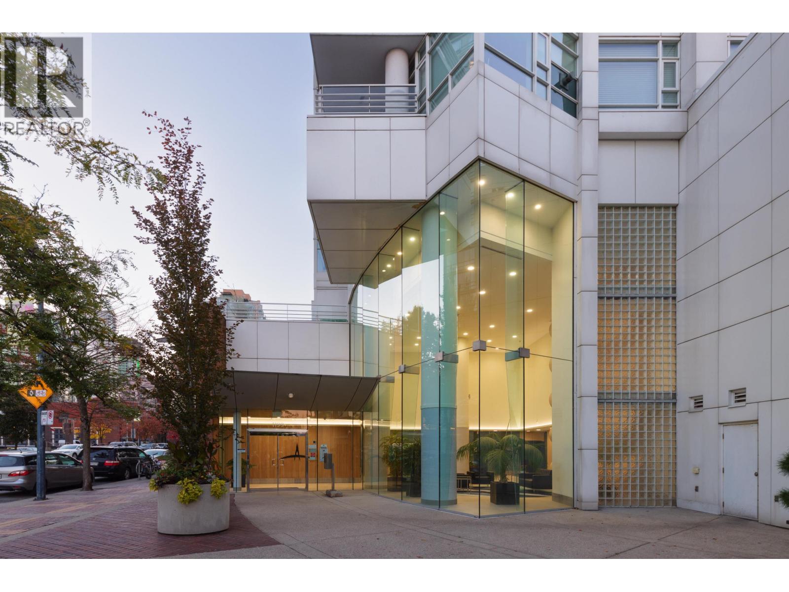 2305 1199 MARINASIDE CRESCENT, vancouver, British Columbia