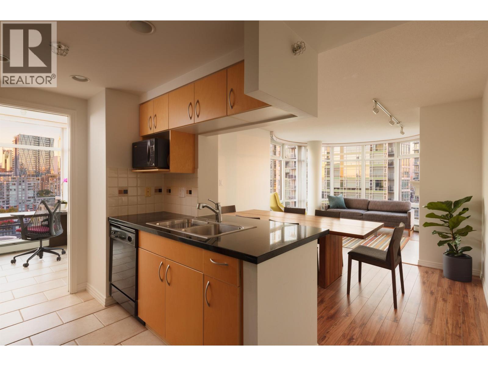 2305 1199 Marinaside Crescent, Vancouver, British Columbia  V6Z 2Y2 - Photo 13 - R3061478