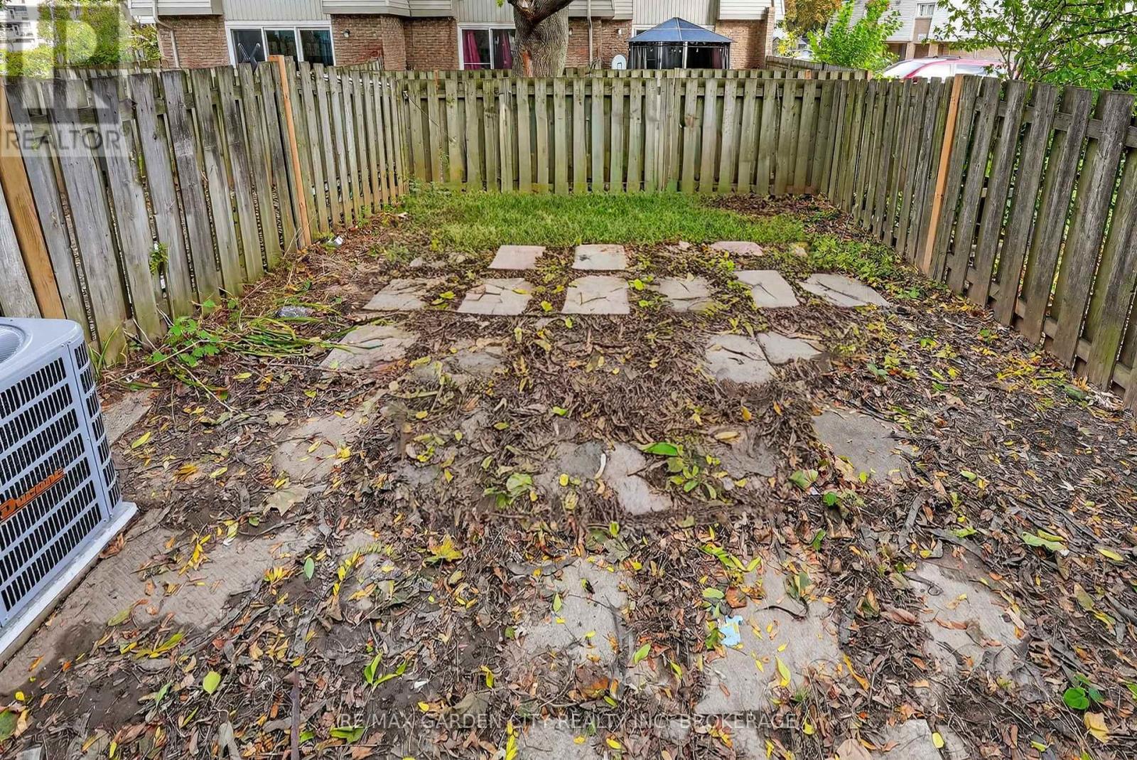 133 - 17 Old Pine Trail, St. Catharines, Ontario  L2M 6P9 - Photo 17 - X12479796