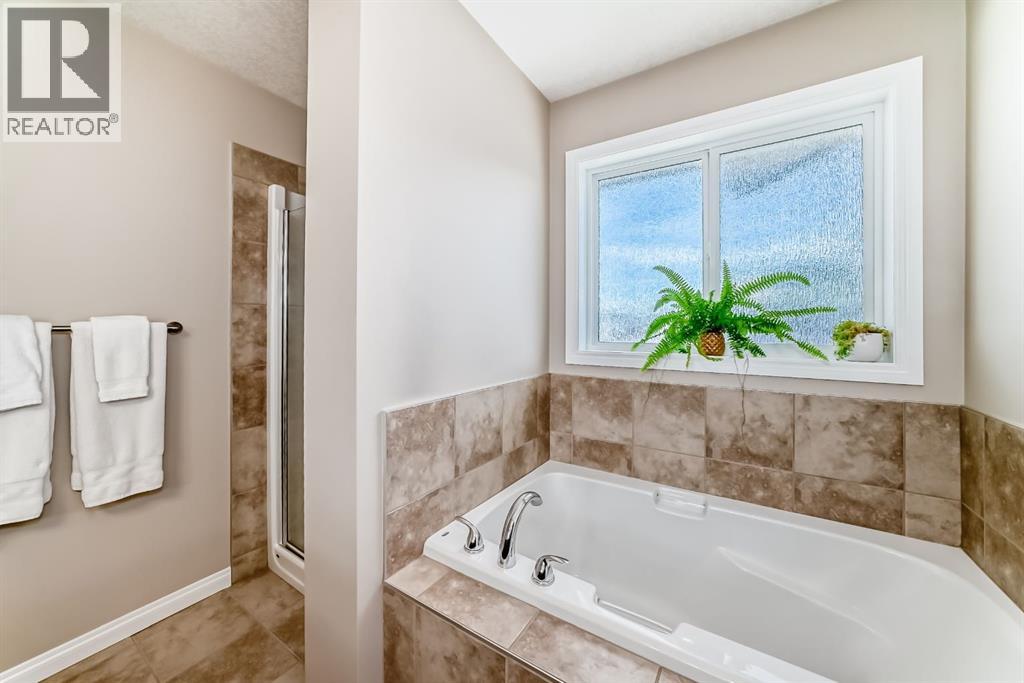 96 Sunrise Terrace, Cochrane, Alberta  T4C 0V3 - Photo 23 - A2236367