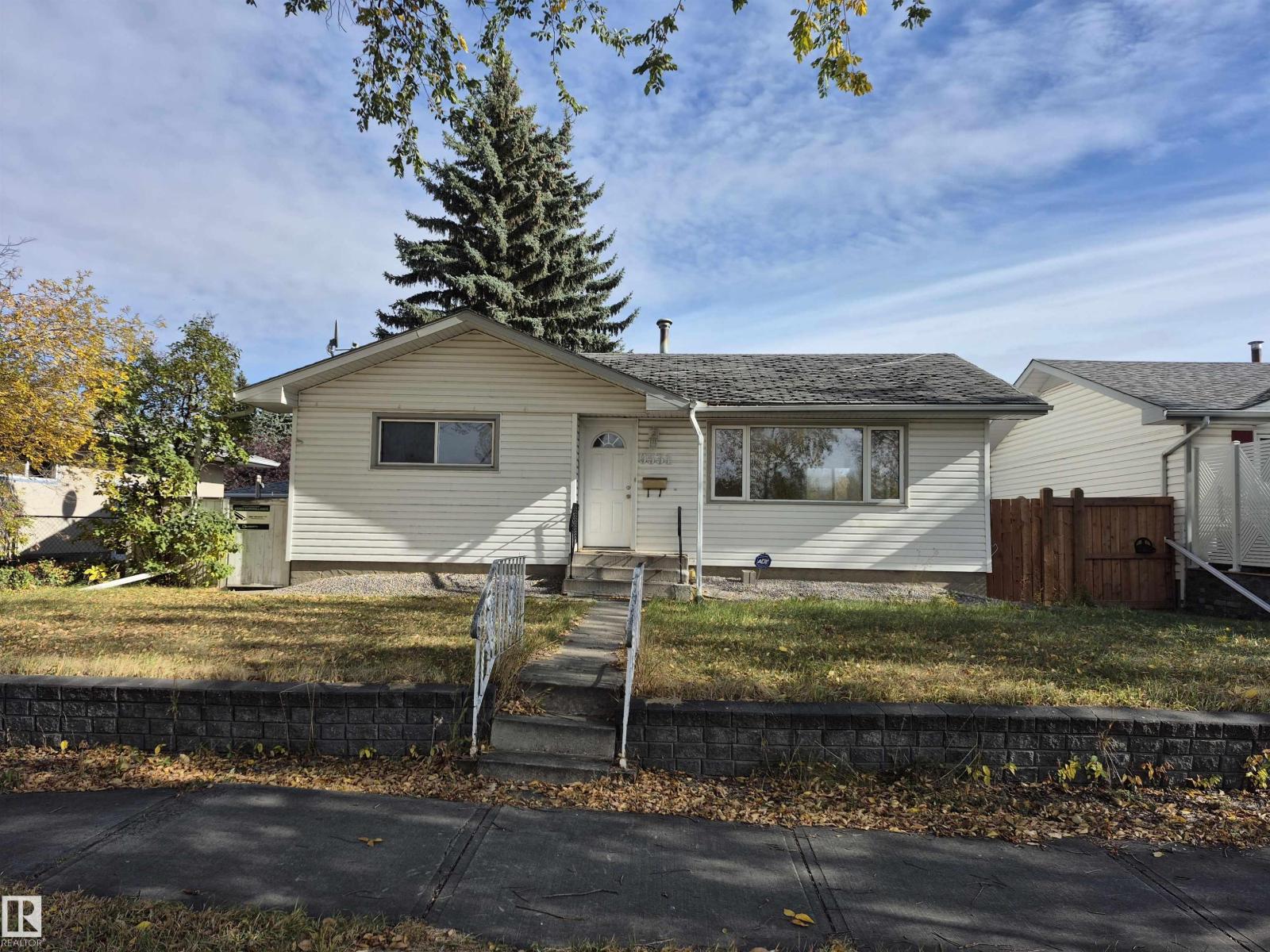 9531 158 ST NW, Edmonton, Alberta