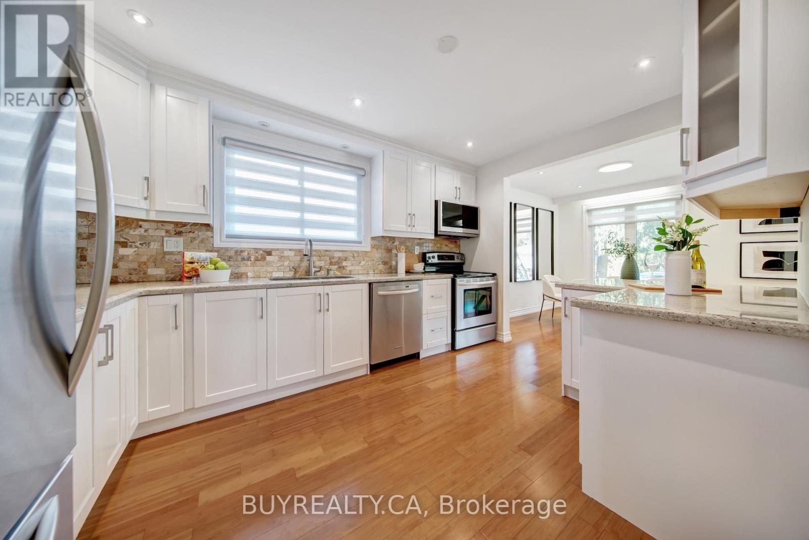 5 Baintree Street E, Toronto, Ontario  M3H 3X4 - Photo 12 - C12479807