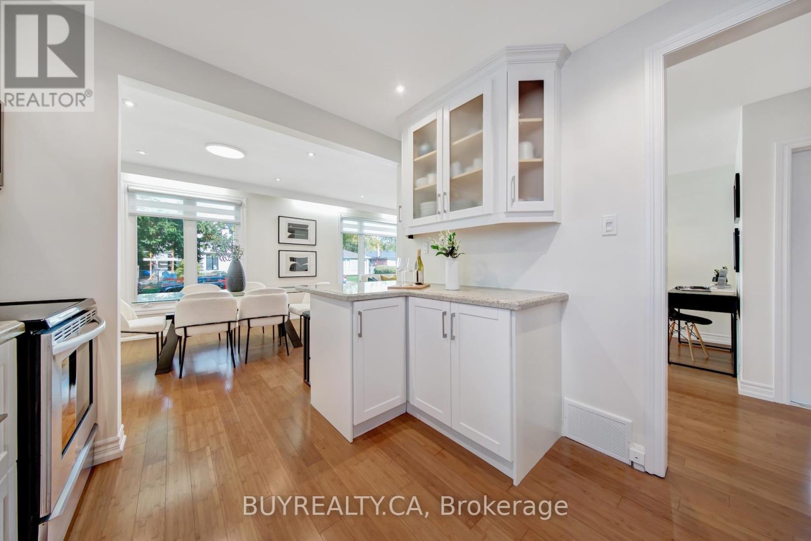5 Baintree Street E, Toronto, Ontario  M3H 3X4 - Photo 15 - C12479807