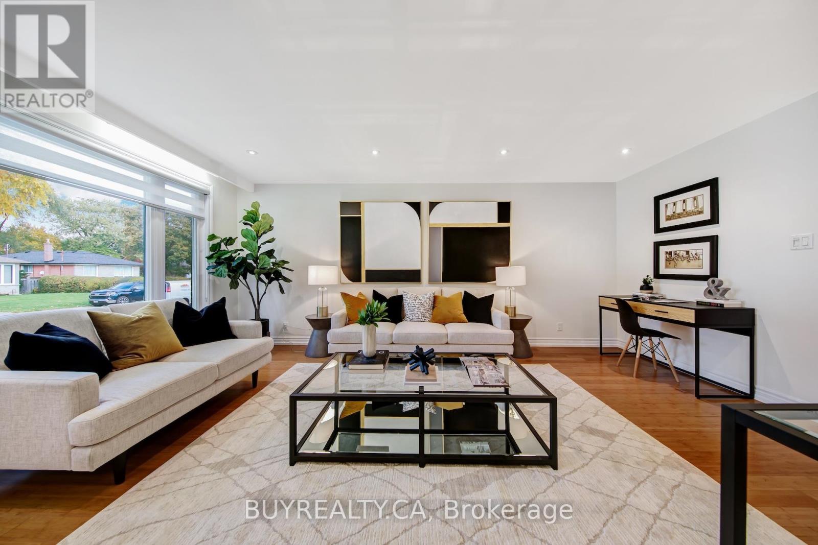 5 Baintree Street E, Toronto, Ontario  M3H 3X4 - Photo 8 - C12479807