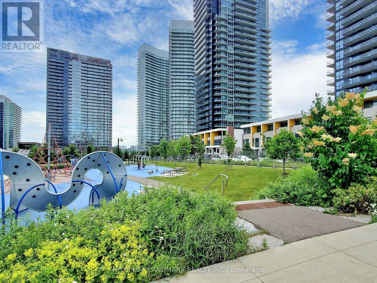 95 Mcmahom Drive, Toronto, Ontario  M2K 0H2 - Photo 41 - C12479811