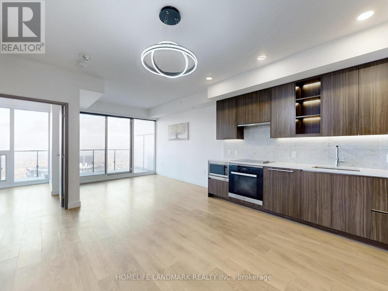 95 Mcmahom Drive, Toronto, Ontario  M2K 0H2 - Photo 6 - C12479811