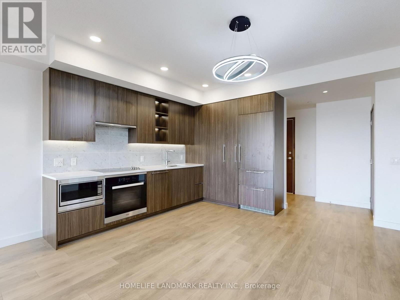 95 Mcmahom Drive, Toronto, Ontario  M2K 0H2 - Photo 9 - C12479811