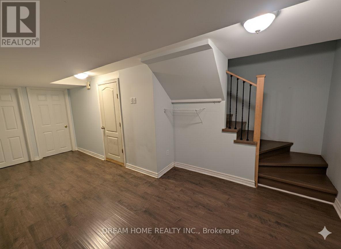 28 Carl Crescent, Toronto, Ontario  M1W 3R2 - Photo 2 - E12479810