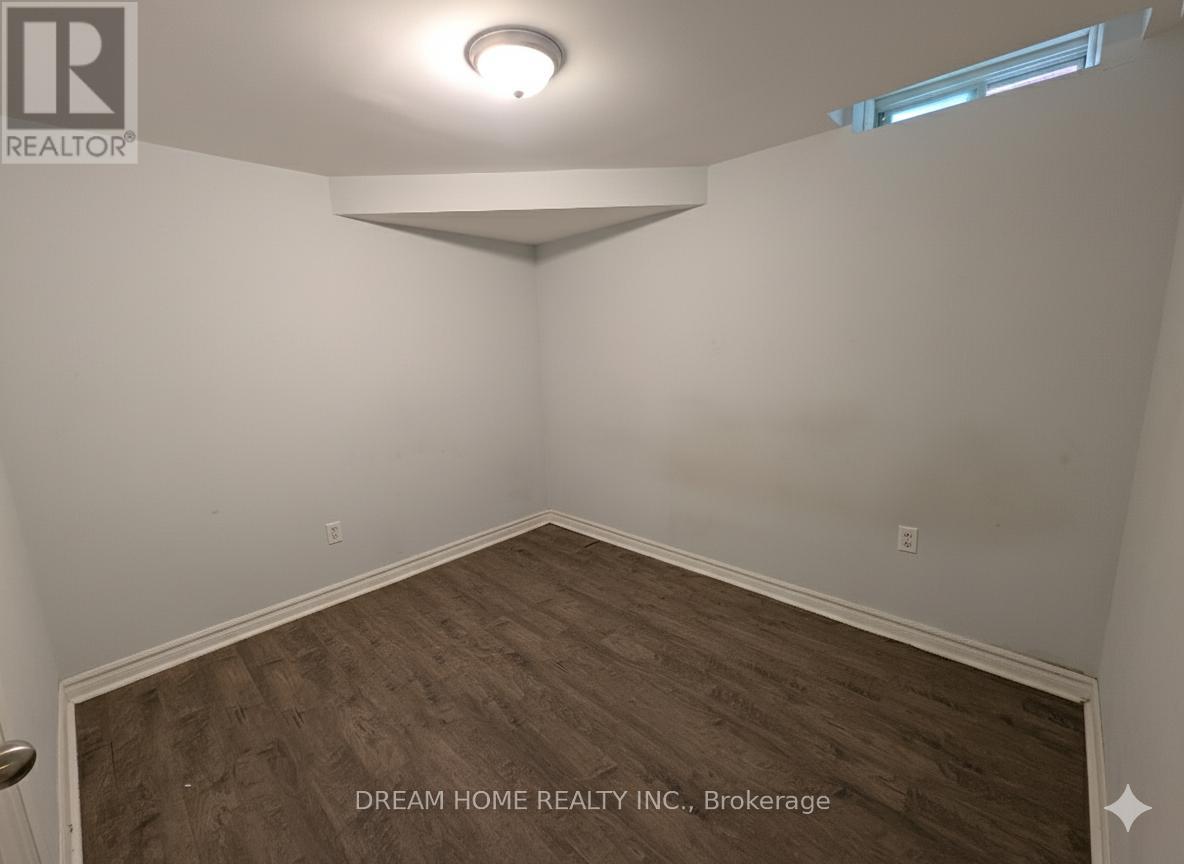 28 Carl Crescent, Toronto, Ontario  M1W 3R2 - Photo 6 - E12479810