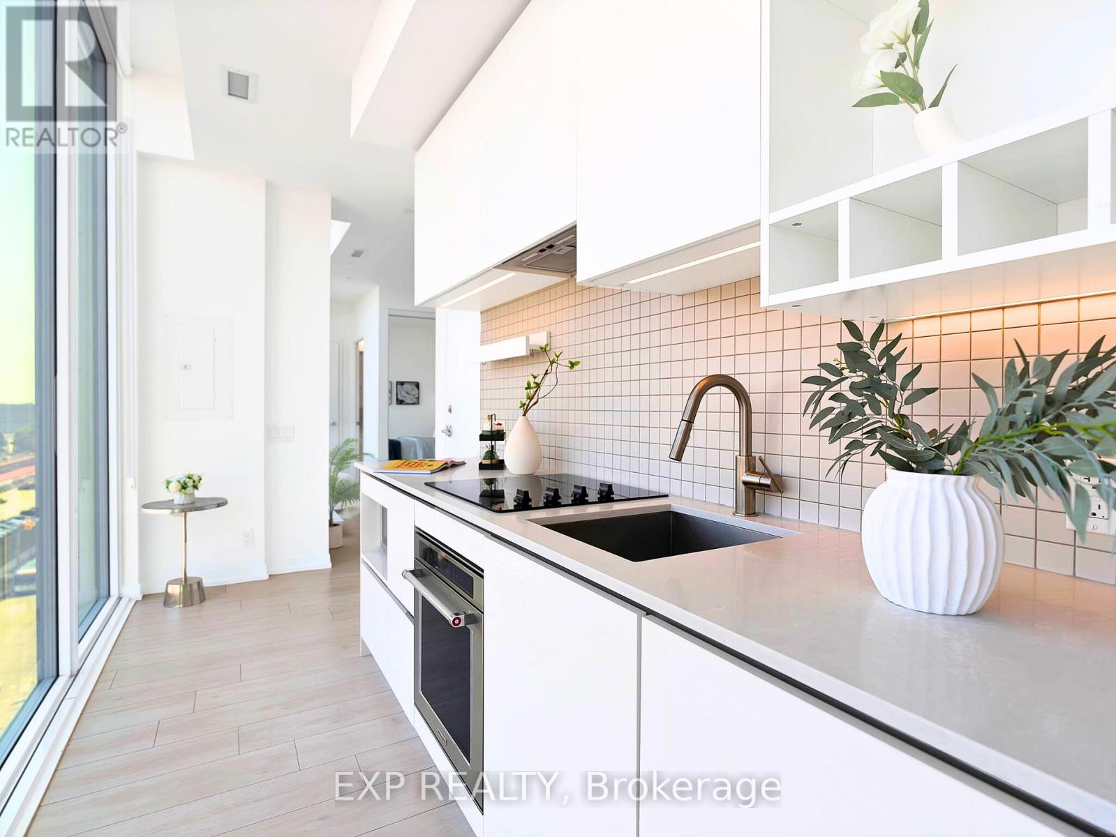 Unit 811 - 950 Portage Parkway, Vaughan, Ontario  L4K 0J7 - Photo 11 - N12479799
