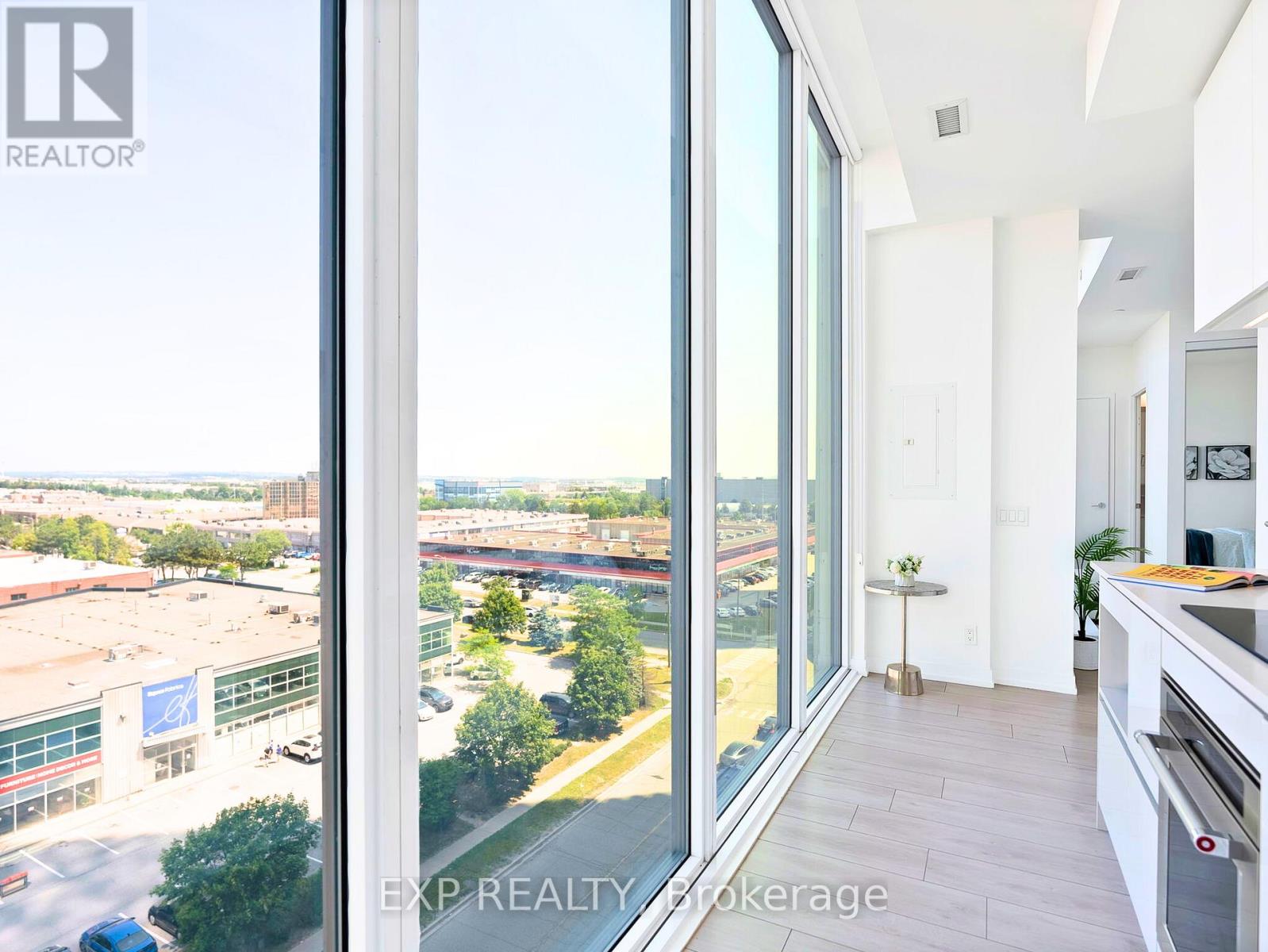Unit 811 - 950 Portage Parkway, Vaughan, Ontario  L4K 0J7 - Photo 12 - N12479799