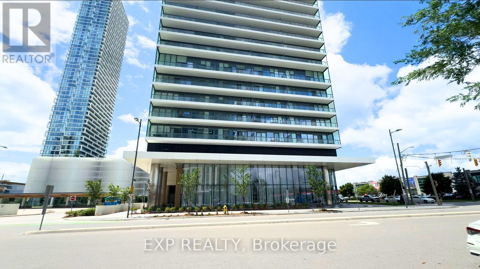 Unit 811 - 950 Portage Parkway, Vaughan, Ontario  L4K 0J7 - Photo 2 - N12479799