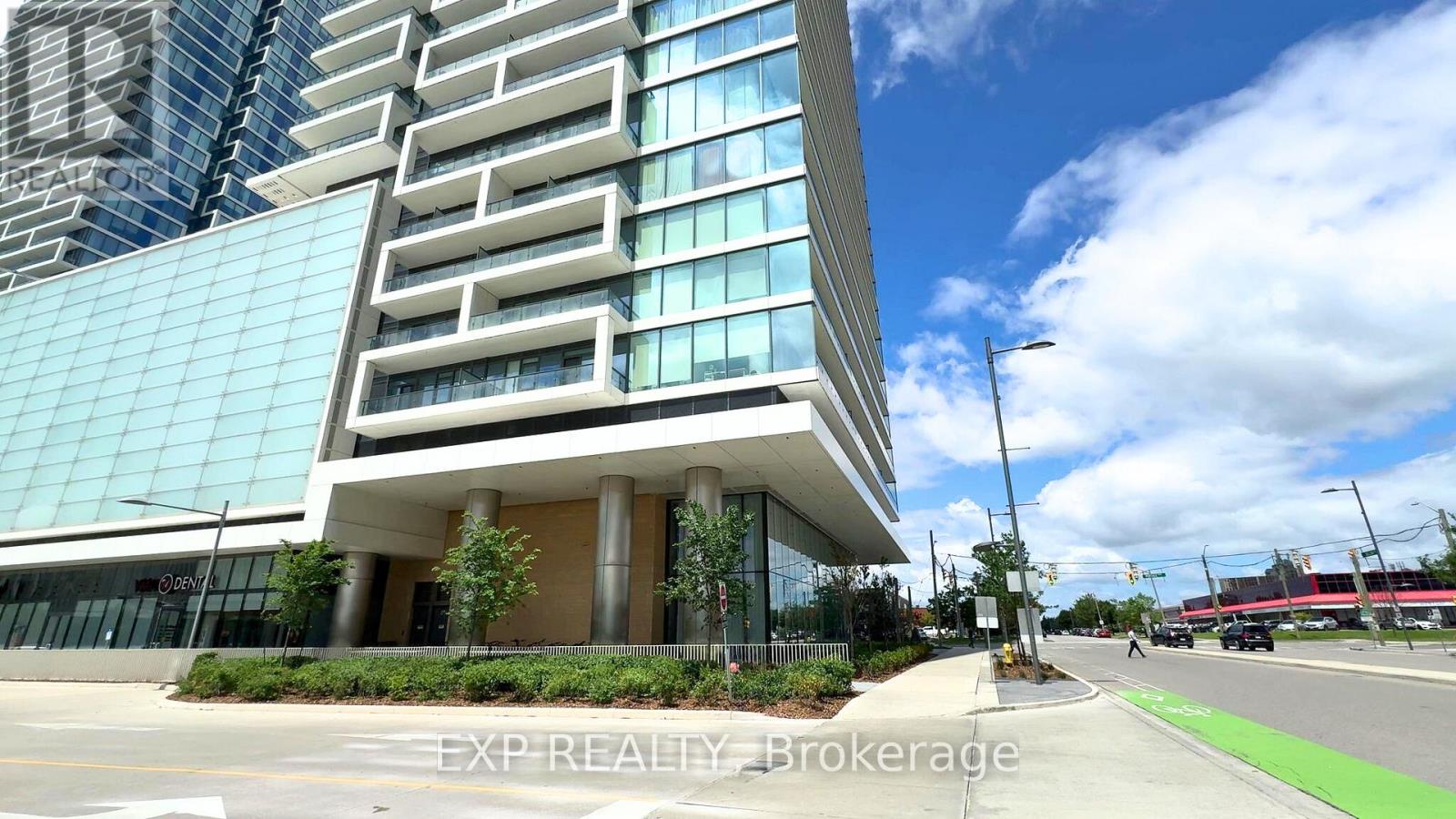 Unit 811 - 950 Portage Parkway, Vaughan, Ontario  L4K 0J7 - Photo 5 - N12479799