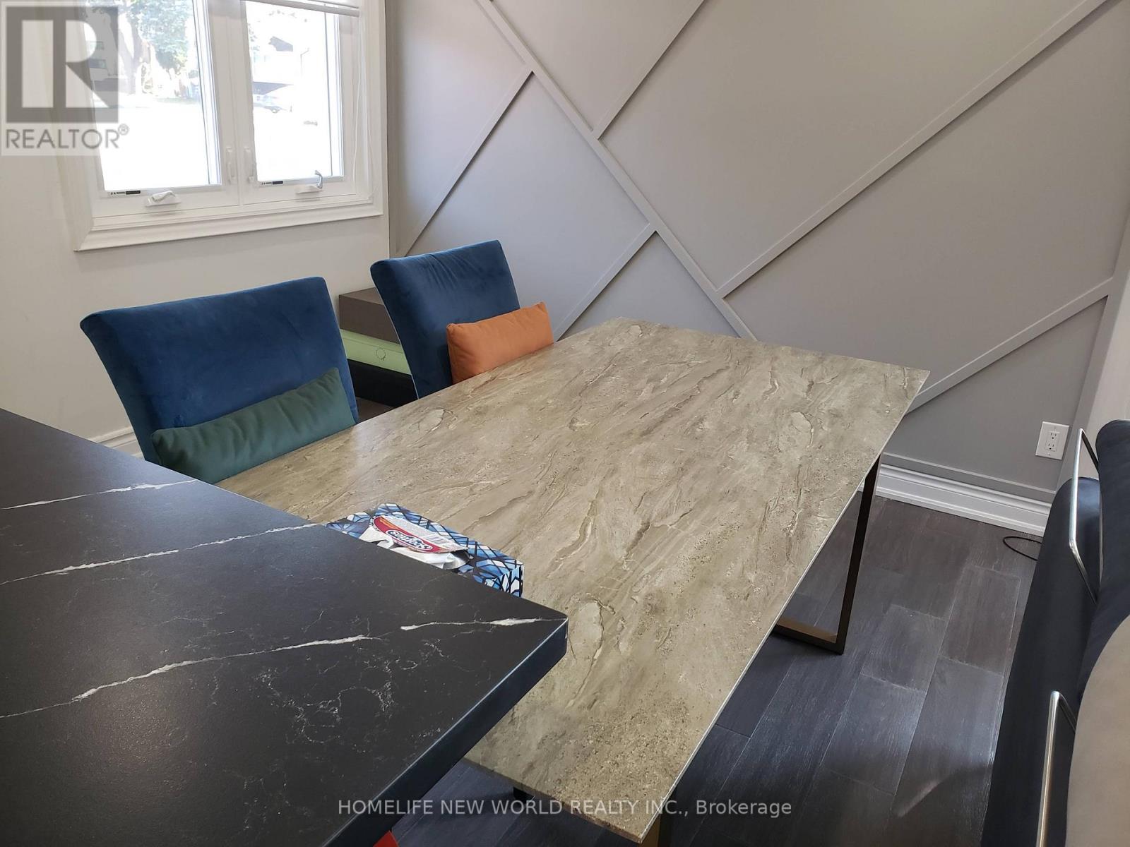 Main - 13 Rockport Crescent, Richmond Hill, Ontario  L4C 2L5 - Photo 8 - N12479801