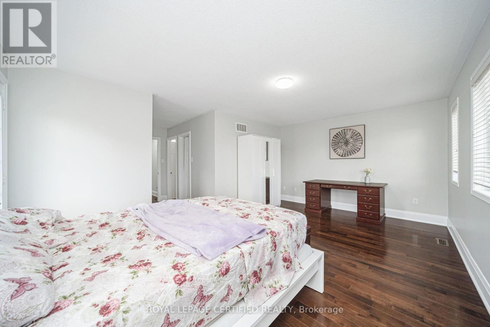 57 Legend Lane, Brampton, Ontario  L6X 5B6 - Photo 23 - W12479800