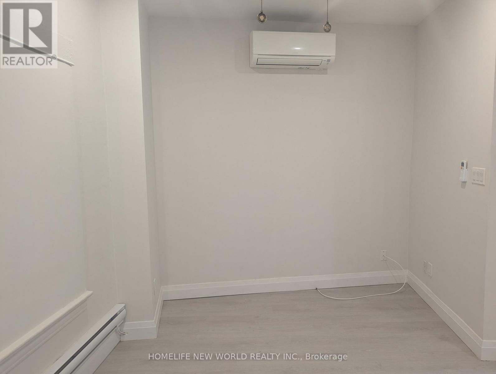2b - 2218 Dundas Street W, Toronto, Ontario  M6R 1X3 - Photo 3 - W12479808