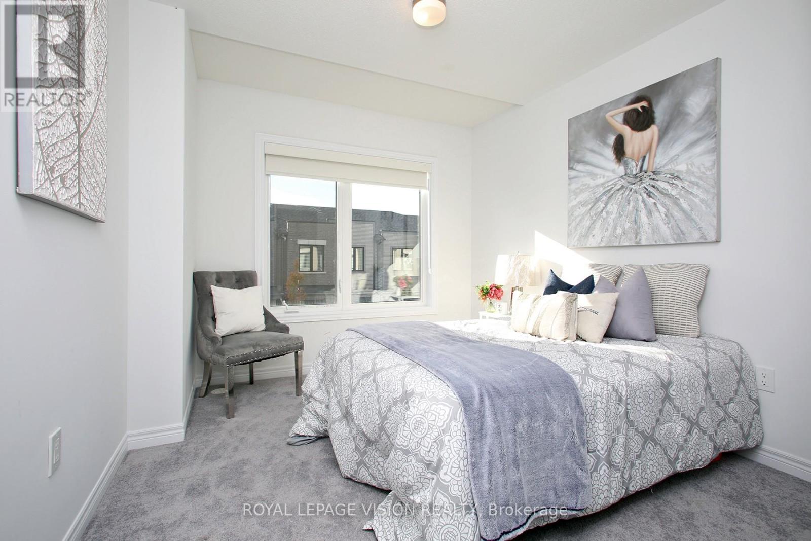 21 Sorbara Way, Whitby, Ontario  L1M 0M4 - Photo 3 - E12474410