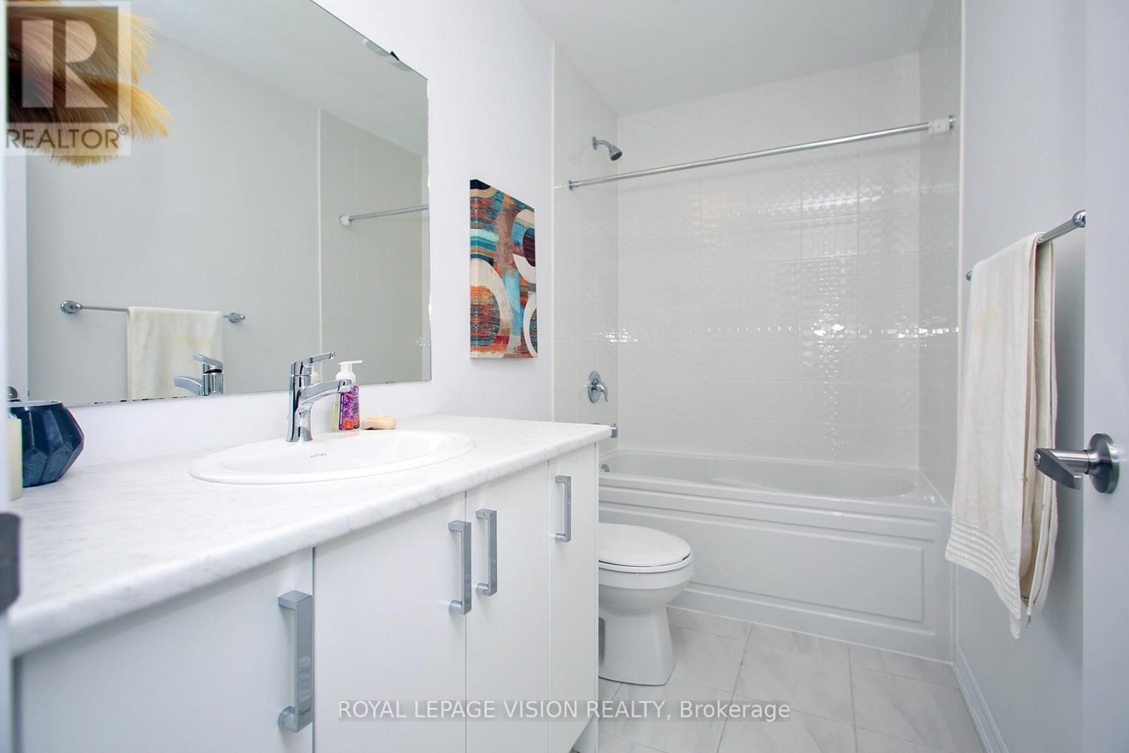 21 Sorbara Way, Whitby, Ontario  L1M 0M4 - Photo 17 - E12474410