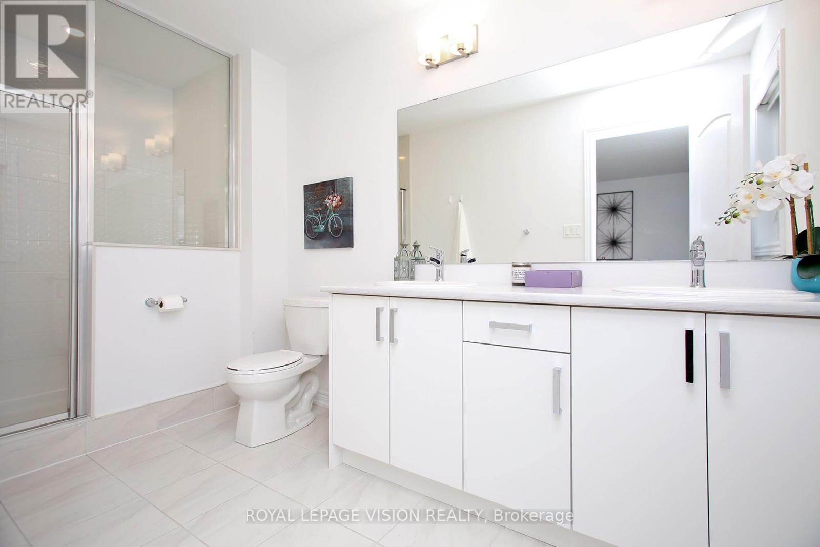 21 Sorbara Way, Whitby, Ontario  L1M 0M4 - Photo 20 - E12474410