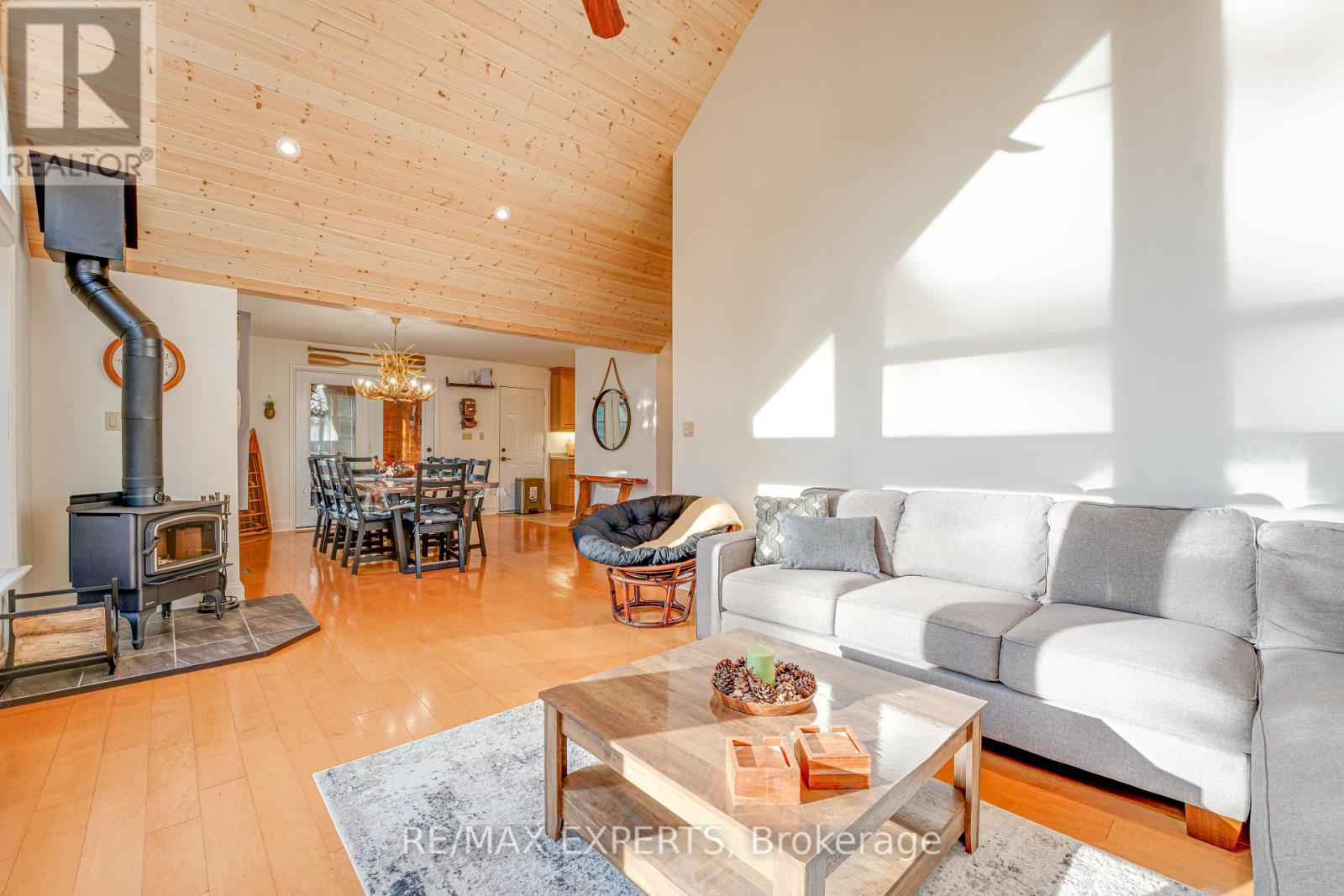 1216 Miriam Drive, Bracebridge, Ontario  P1L 1X1 - Photo 6 - X12479804