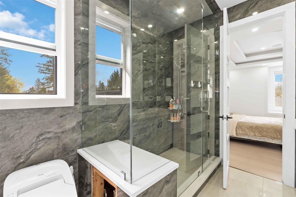 10861 142a Street, Surrey, British Columbia  V3R 3L4 - Photo 10 - R3059804