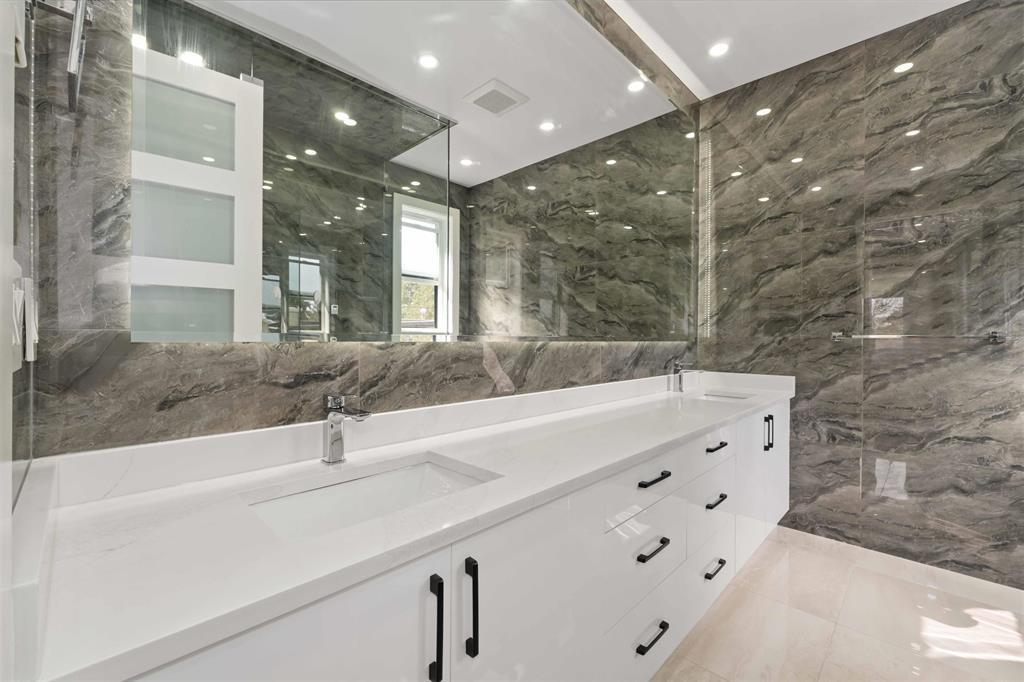10861 142a Street, Surrey, British Columbia  V3R 3L4 - Photo 11 - R3059804