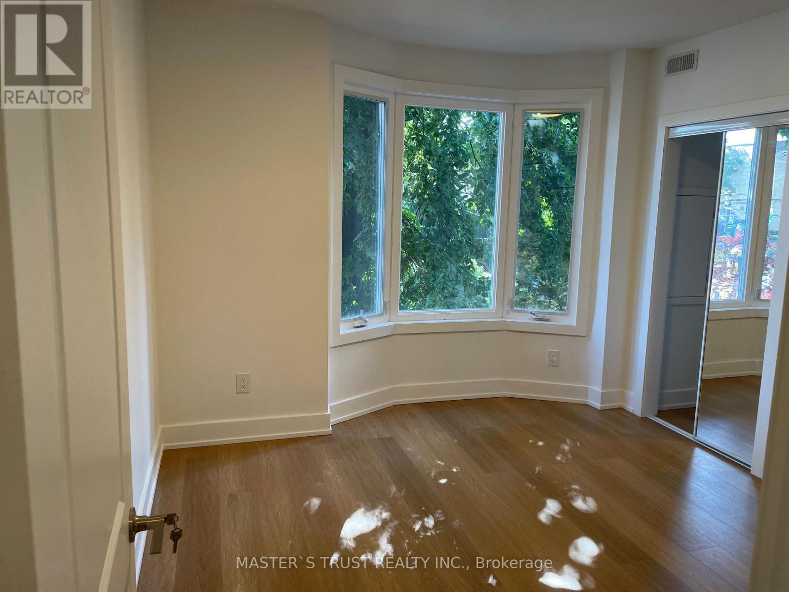 Unit2 - 370 Lippincott Street, Toronto, Ontario  M5S 2P7 - Photo 10 - C12479831