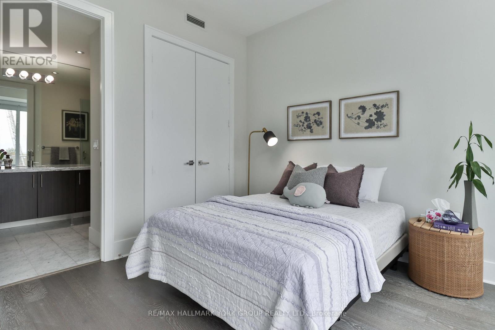 505 - 29 Queens Quay E, Toronto, Ontario  M5E 0A4 - Photo 20 - C12479834