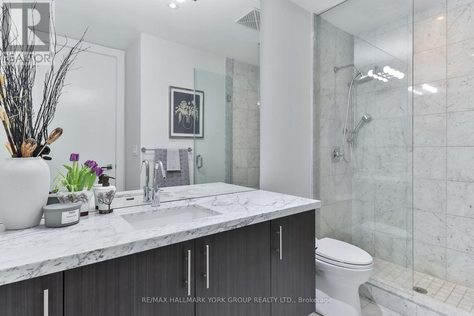 505 - 29 Queens Quay E, Toronto, Ontario  M5E 0A4 - Photo 22 - C12479834