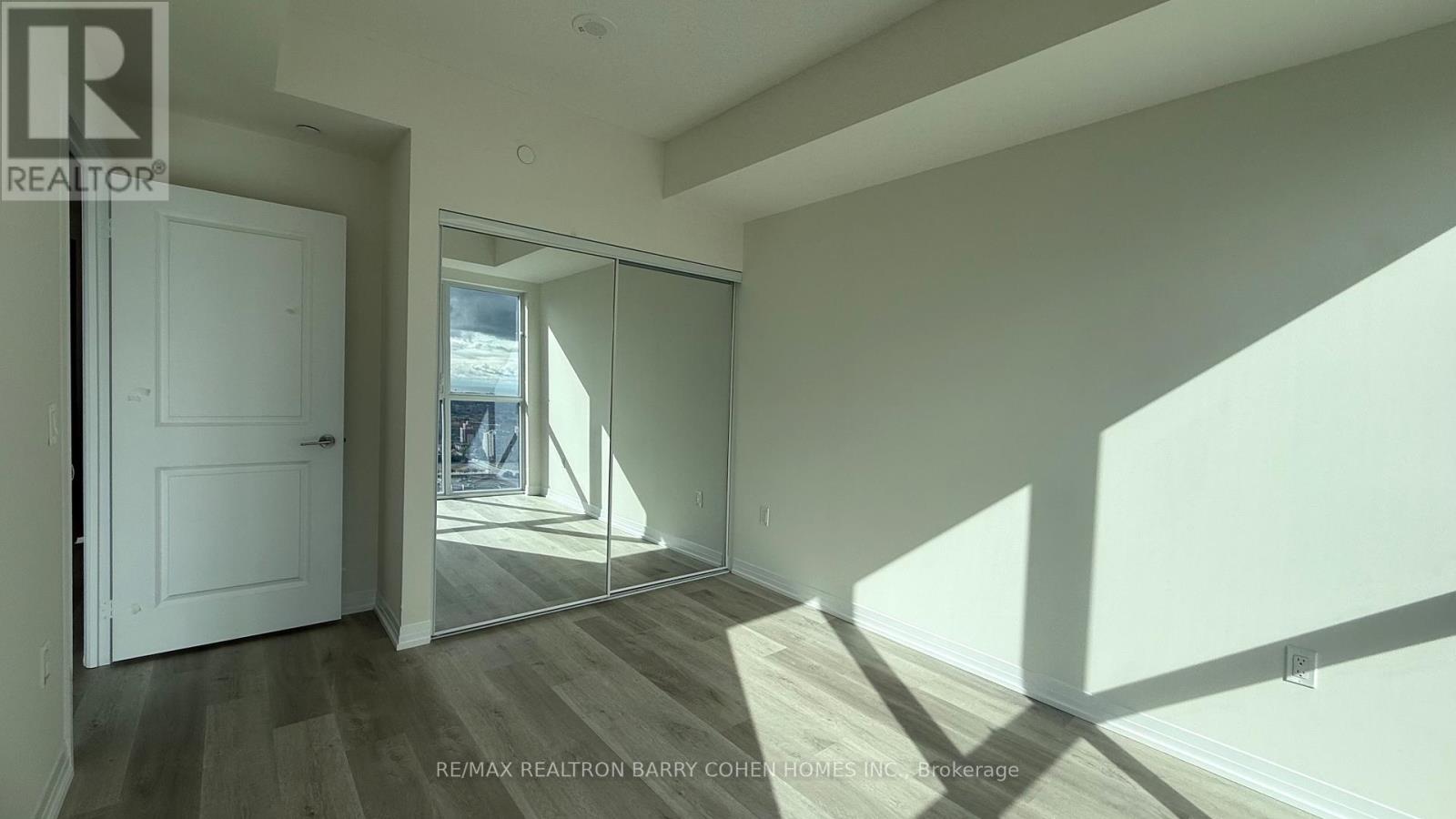 3102 - 15 Watergarden Drive, Mississauga, Ontario  L5R 0H4 - Photo 10 - W12479813