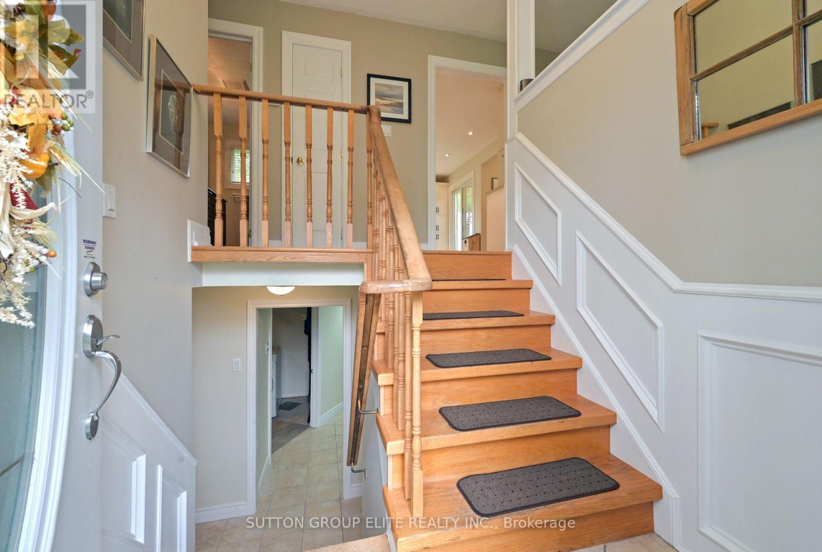 2129 Chantler Street, Innisfil, Ontario  L9S 1B4 - Photo 2 - N12479822