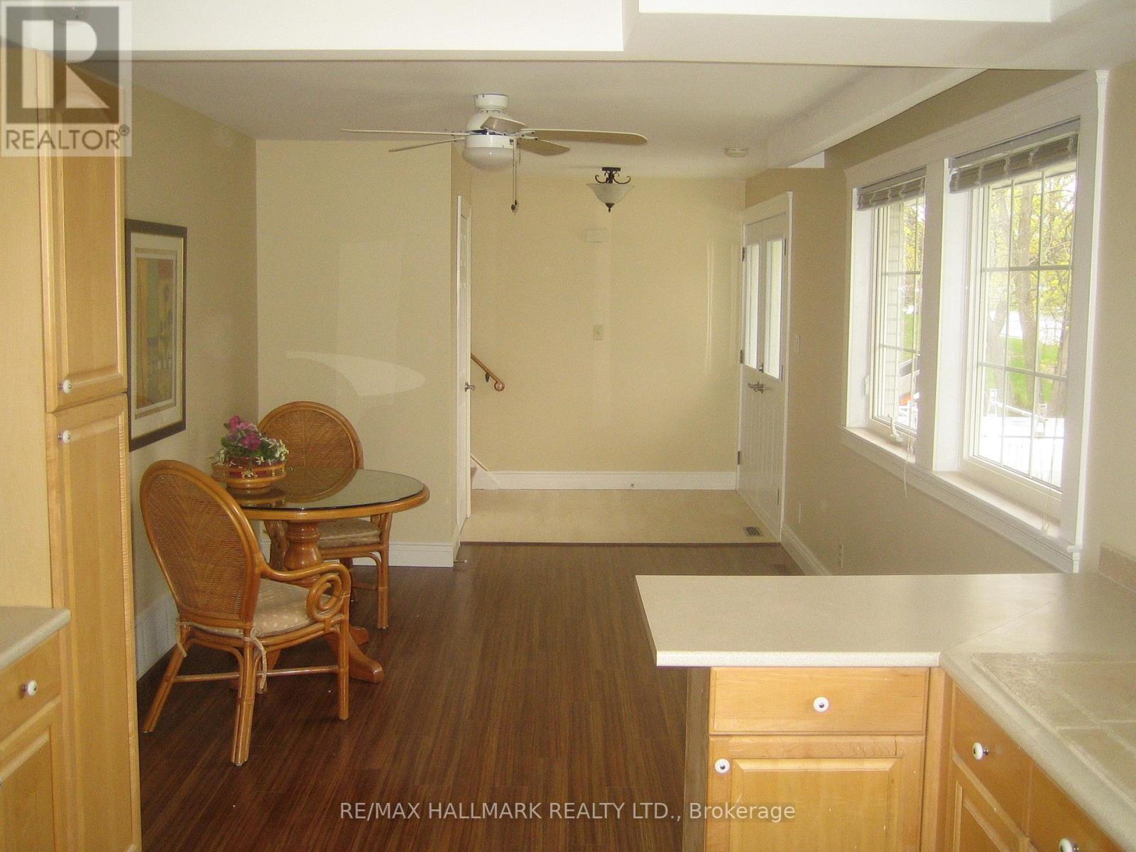 166 Weldrick Road, Richmond Hill, Ontario  L4C 3V1 - Photo 7 - N12479824