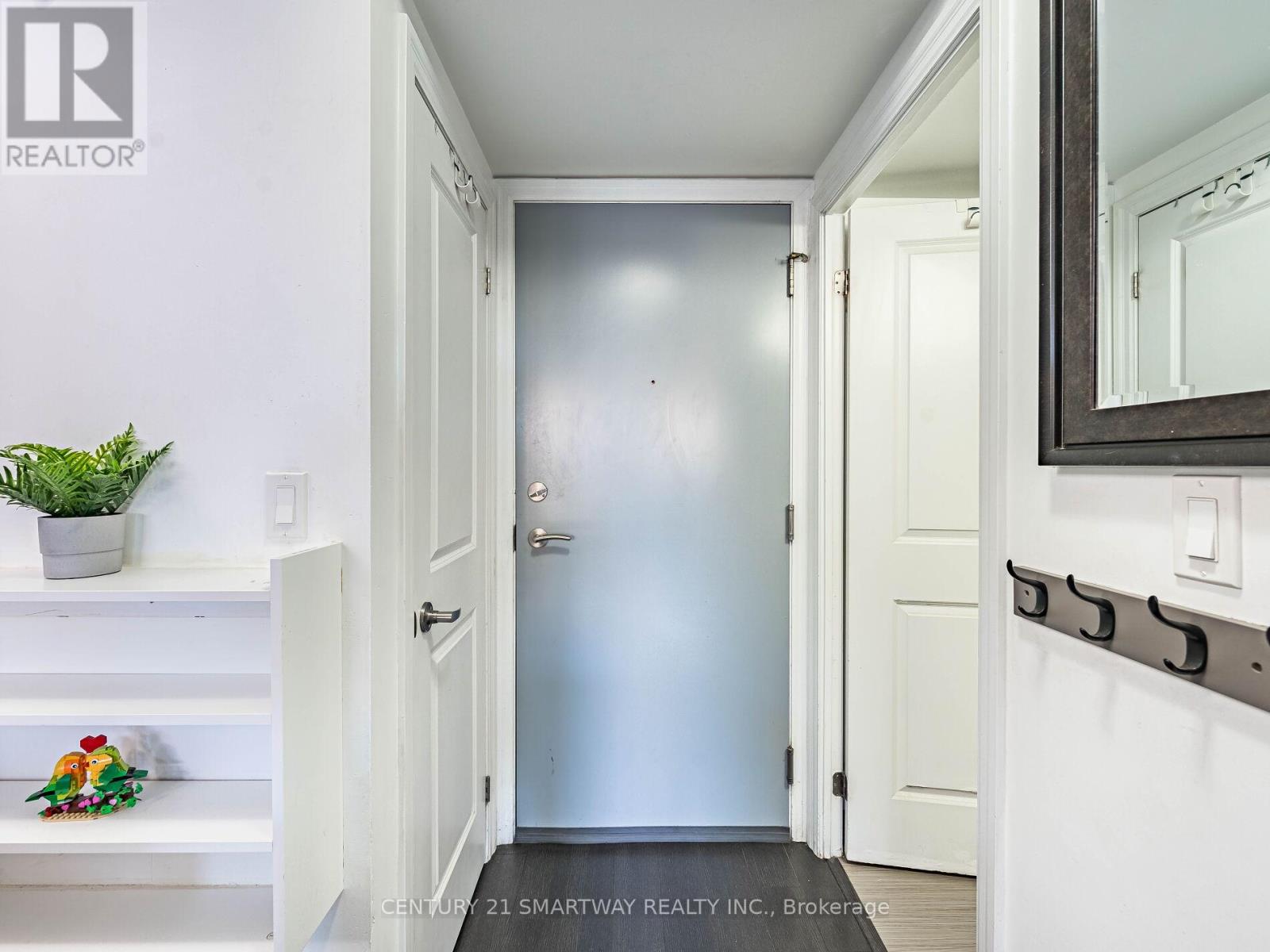 203 - 80 Esther Lorrie Drive, Toronto, Ontario  M9W 0C6 - Photo 13 - W12479818