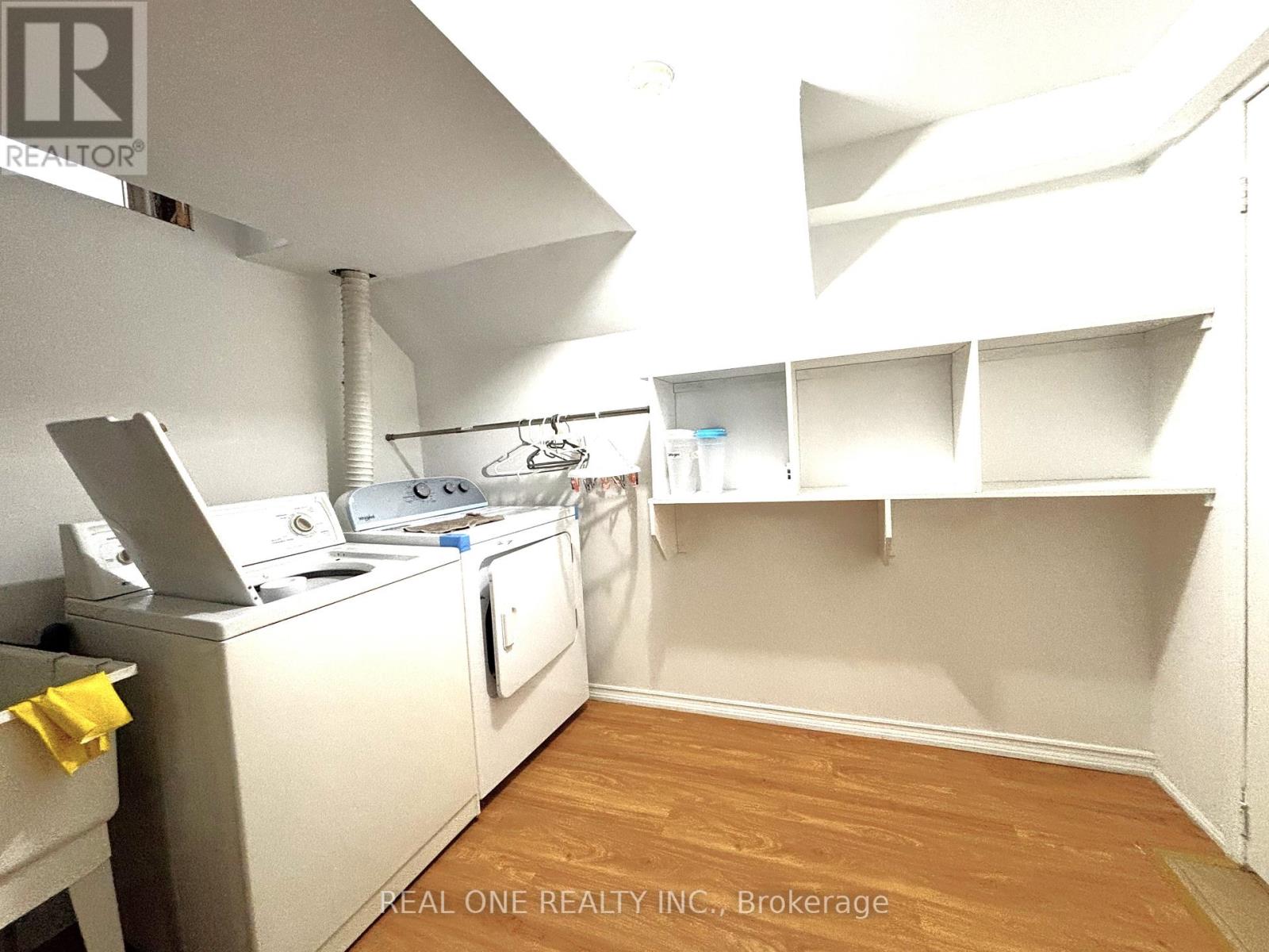 Basement - 684 Savoy Crescent, Mississauga, Ontario  L5R 3B3 - Photo 12 - W12479819