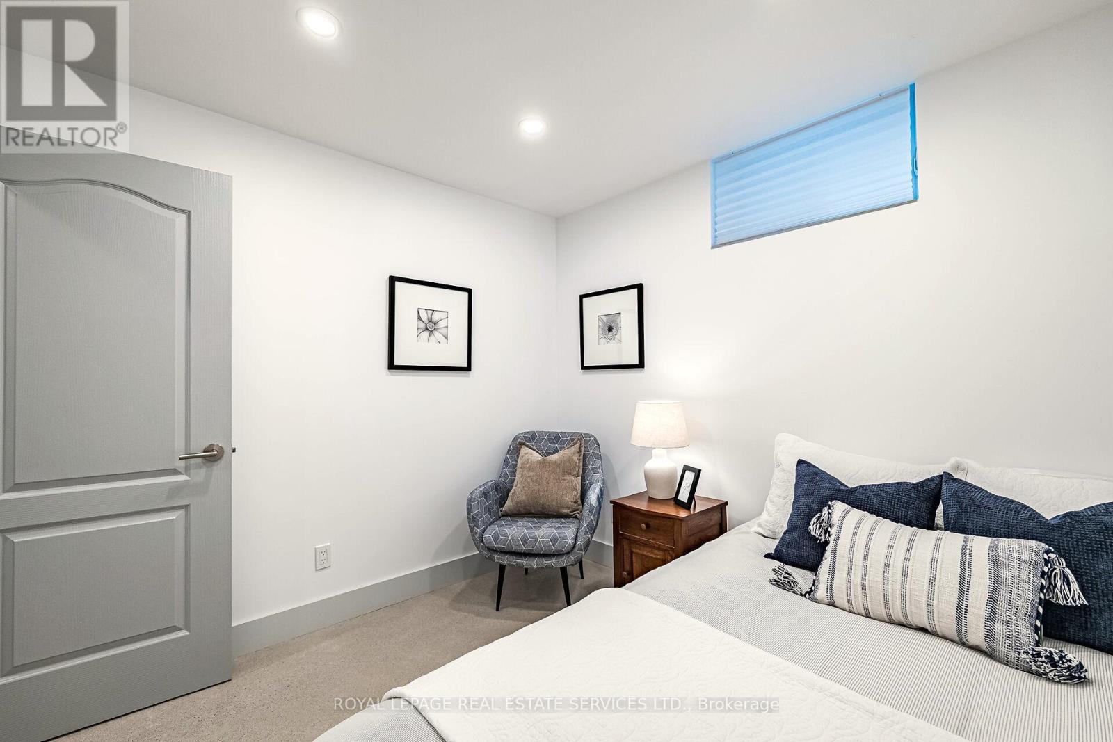 44 Fourth Street, Toronto, Ontario  M8V 2Y3 - Photo 36 - W12479835