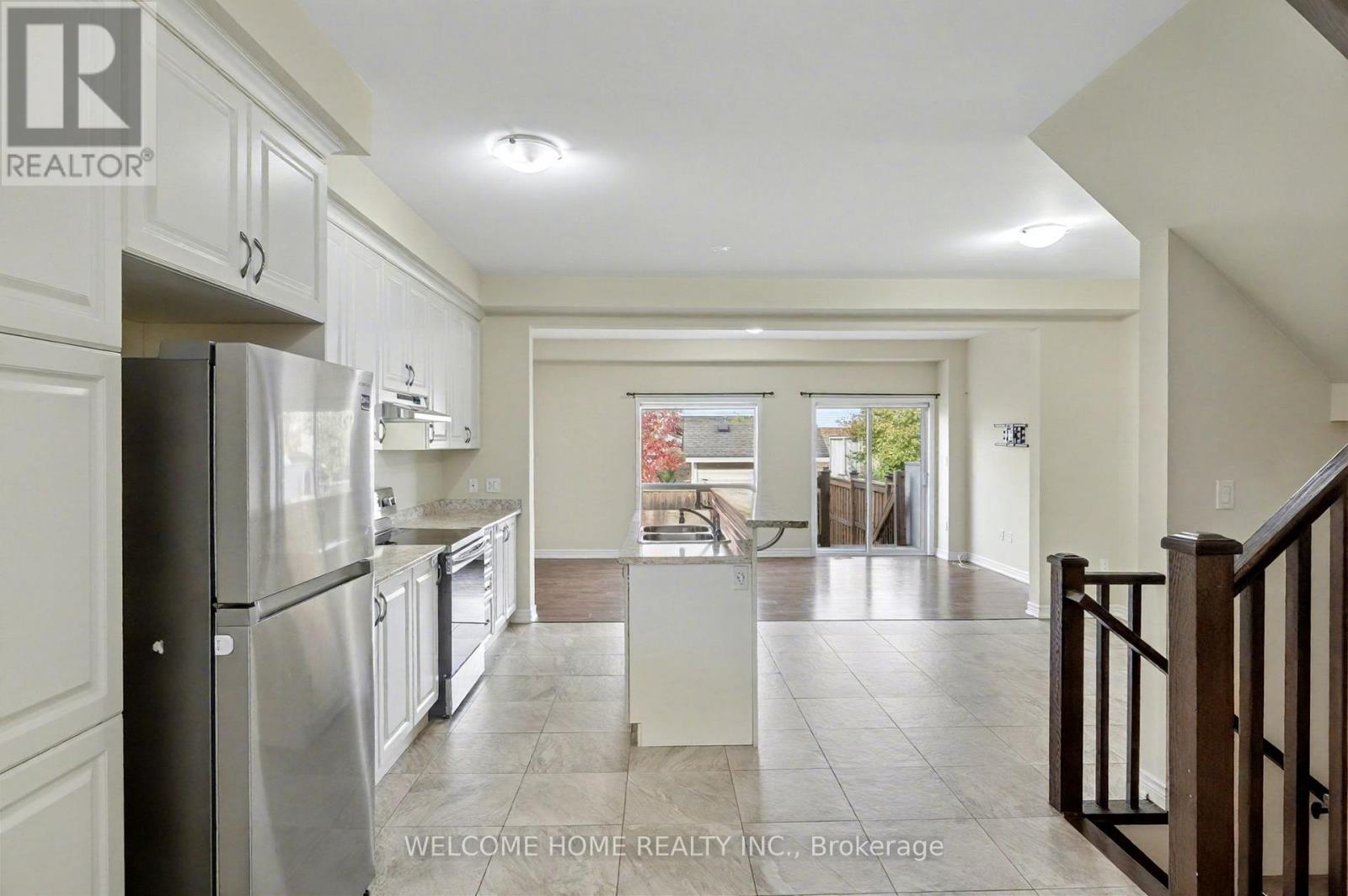 65 Bradbury Road, Hamilton, Ontario  L8J 0E4 - Photo 10 - X12479828