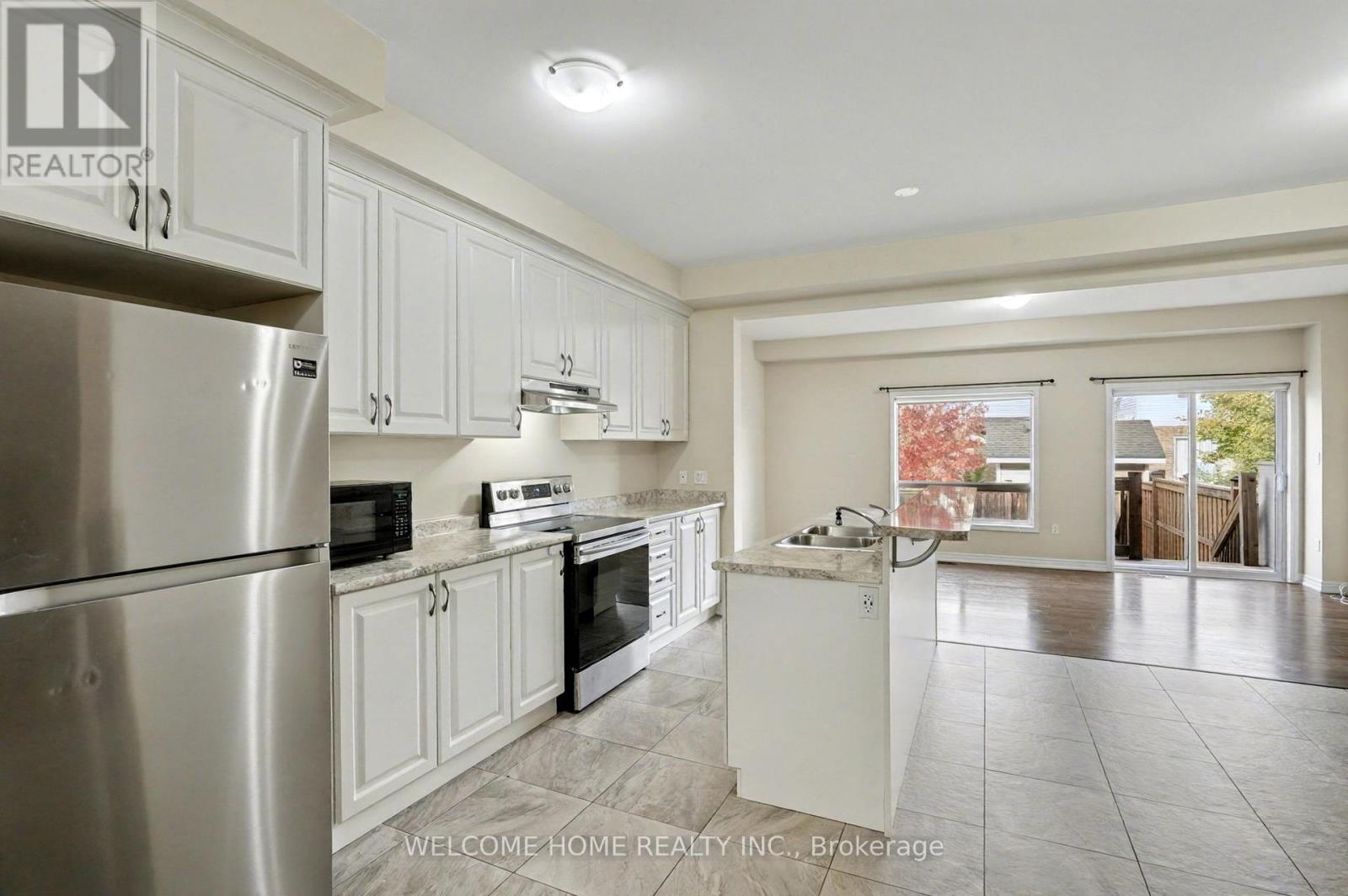 65 Bradbury Road, Hamilton, Ontario  L8J 0E4 - Photo 5 - X12479828