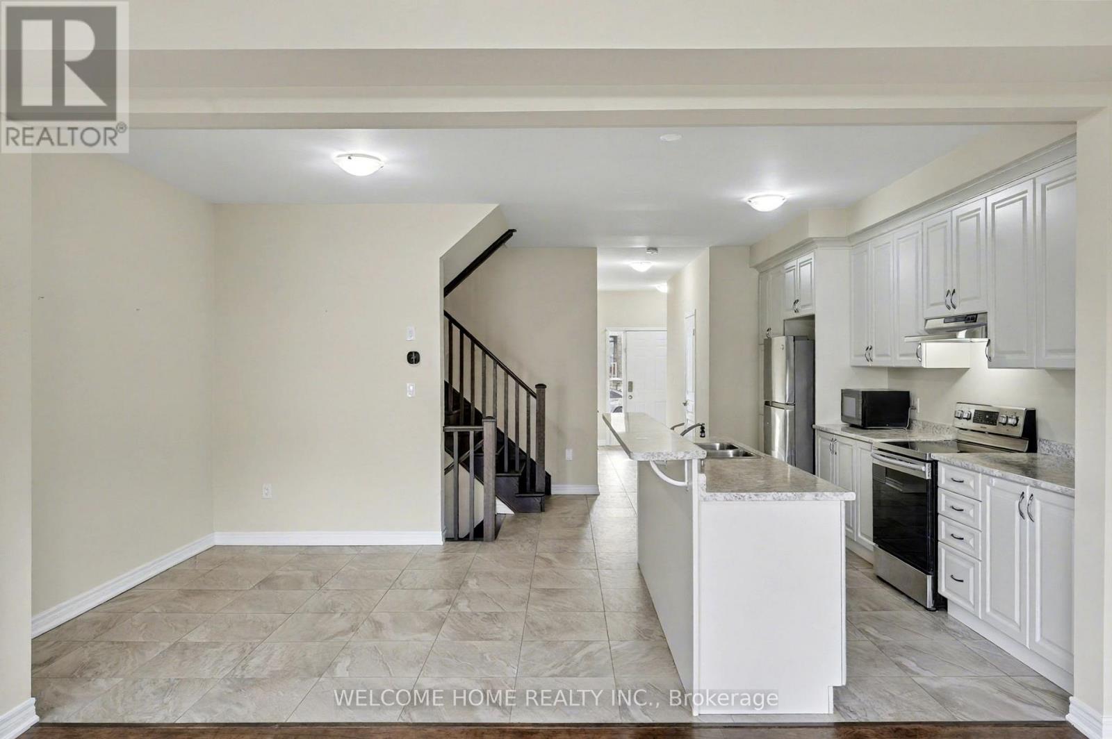 65 Bradbury Road, Hamilton, Ontario  L8J 0E4 - Photo 9 - X12479828