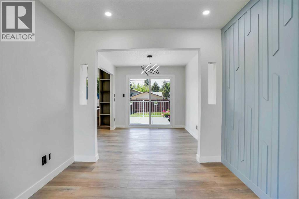 1344 Lake Michigan Crescent Se, Calgary, Alberta  T2J 3G1 - Photo 10 - A2253248