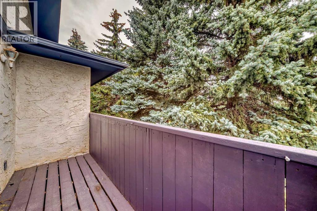 81 Bearberry Close Nw, Calgary, Alberta  T3K 1R4 - Photo 9 - A2254506