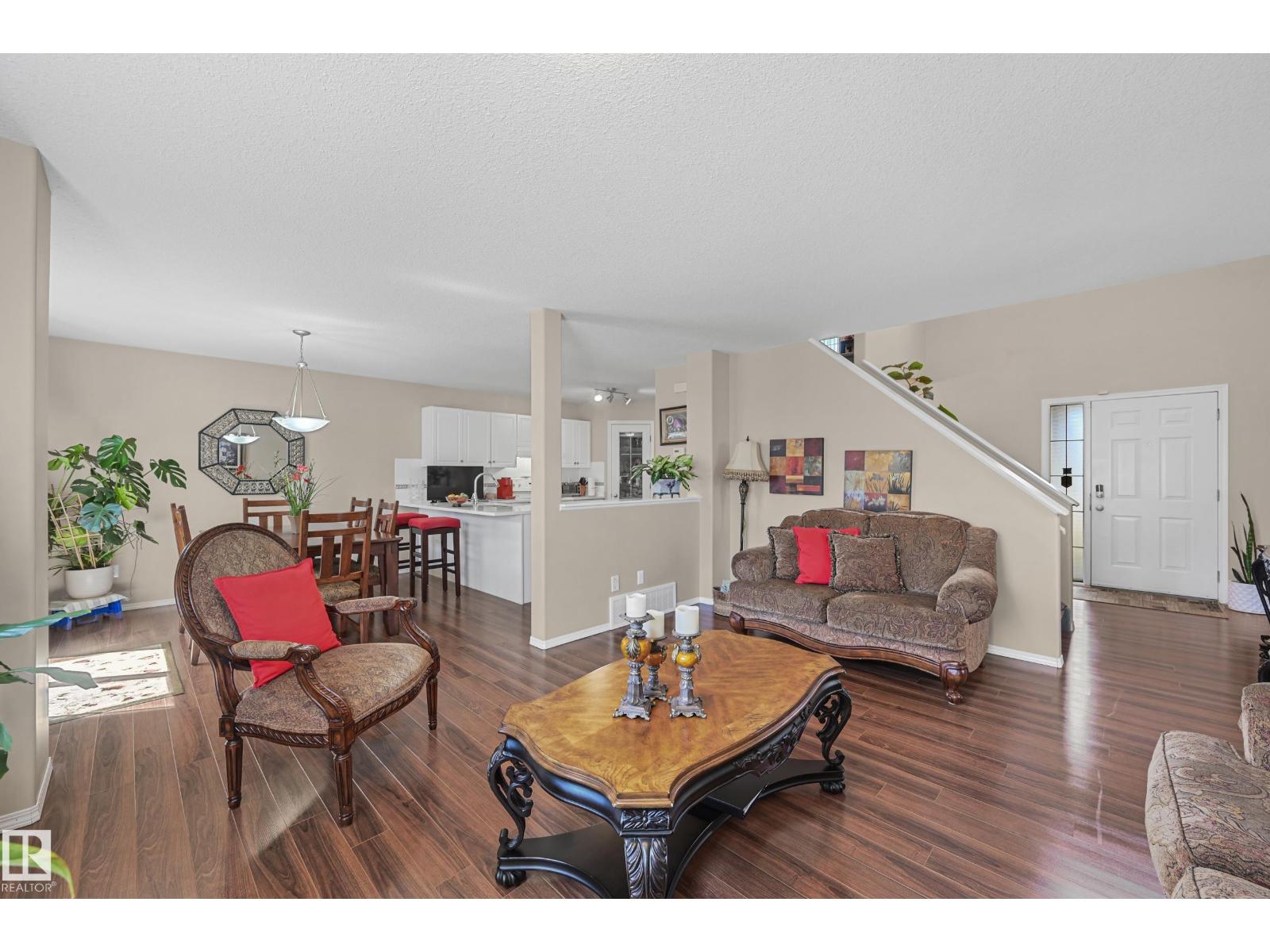 3371 25 Av Nw, Edmonton, Alberta  T6T 1Y4 - Photo 3 - E4463279