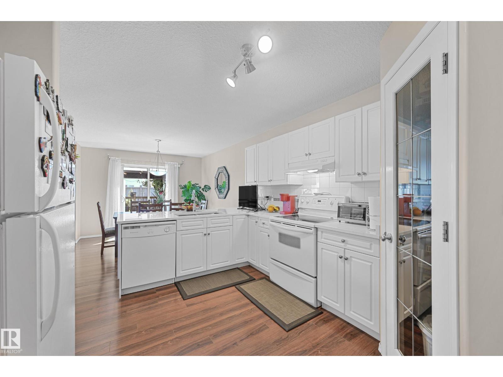 3371 25 Av Nw, Edmonton, Alberta  T6T 1Y4 - Photo 9 - E4463279