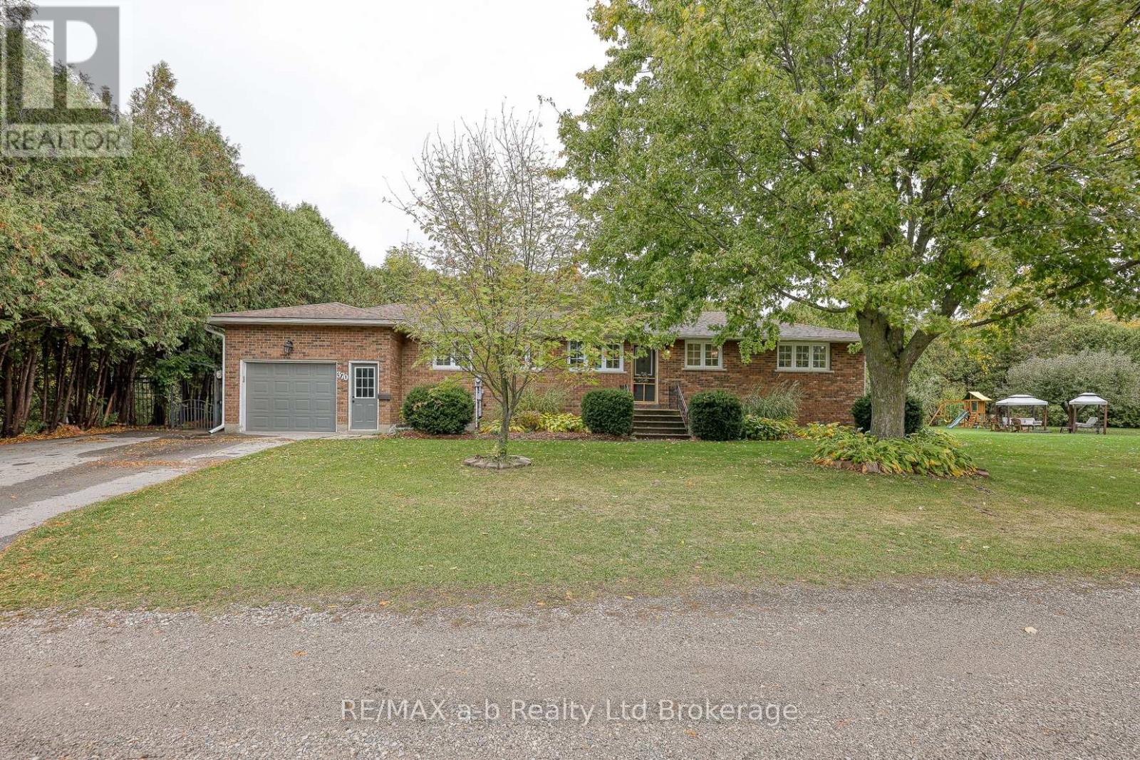 370 John Street S, Aylmer, Ontario  N5H 2E4 - Photo 1 - X12479860