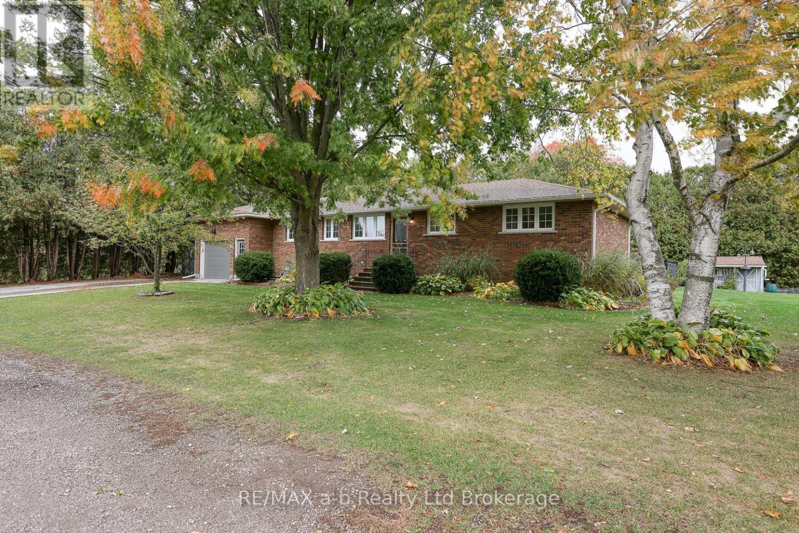 370 John Street S, Aylmer, Ontario  N5H 2E4 - Photo 2 - X12479860