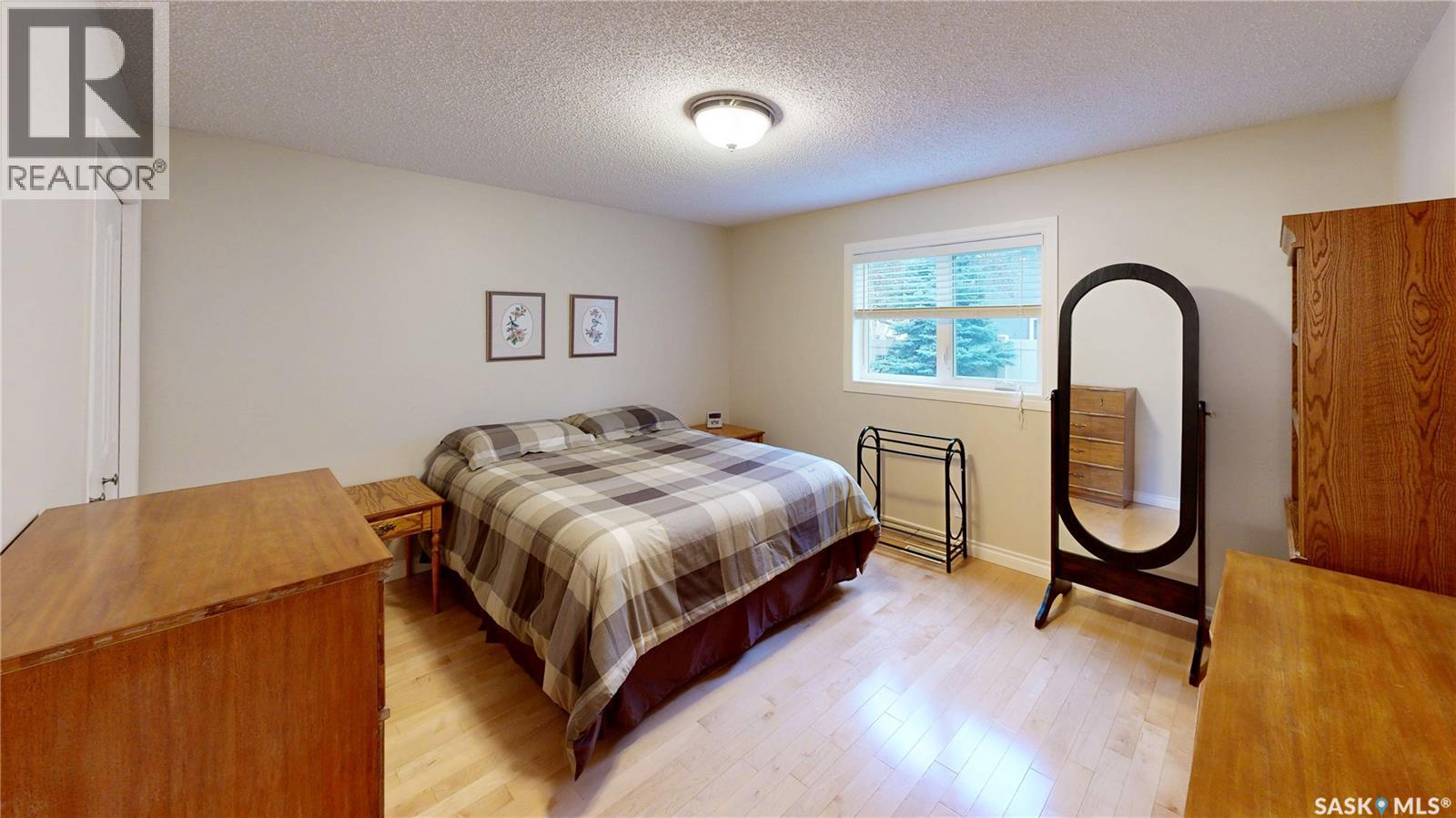2322 Hanover Crescent E, Regina, Saskatchewan  S4V 0Z6 - Photo 19 - SK021493