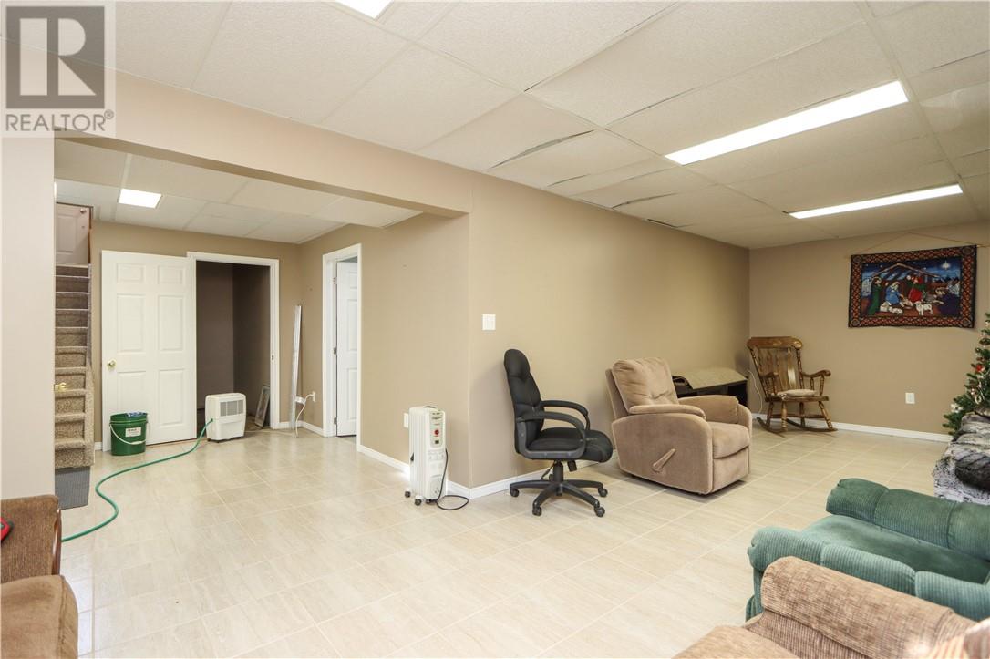 119 Laren Street, Wahnapitae, Ontario P0M 3C0 - Photo 21 - 2125358