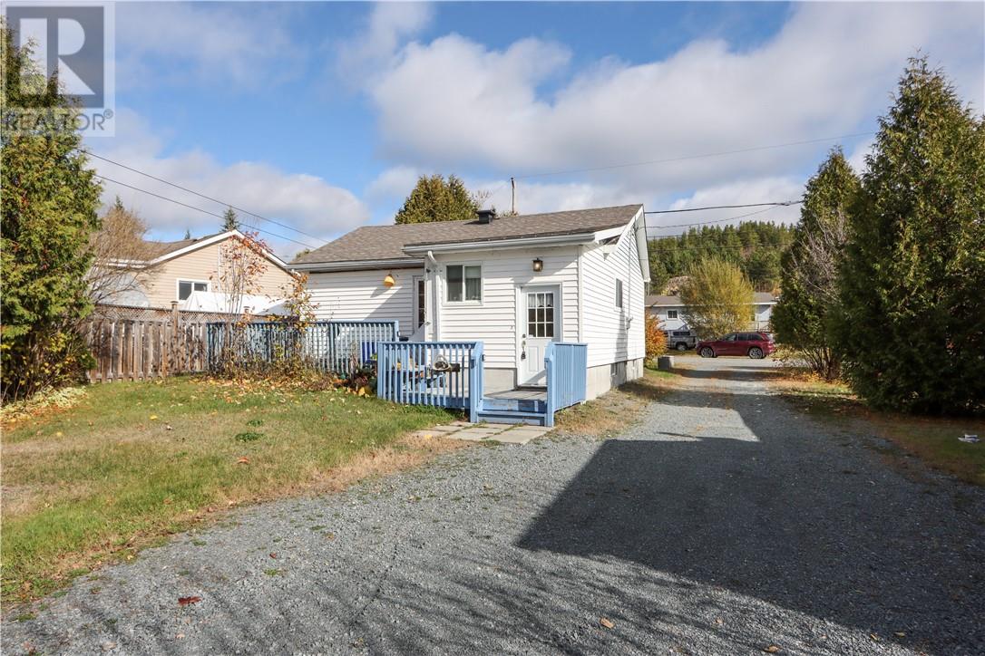 119 Laren Street, Wahnapitae, Ontario P0M 3C0 - Photo 35 - 2125358