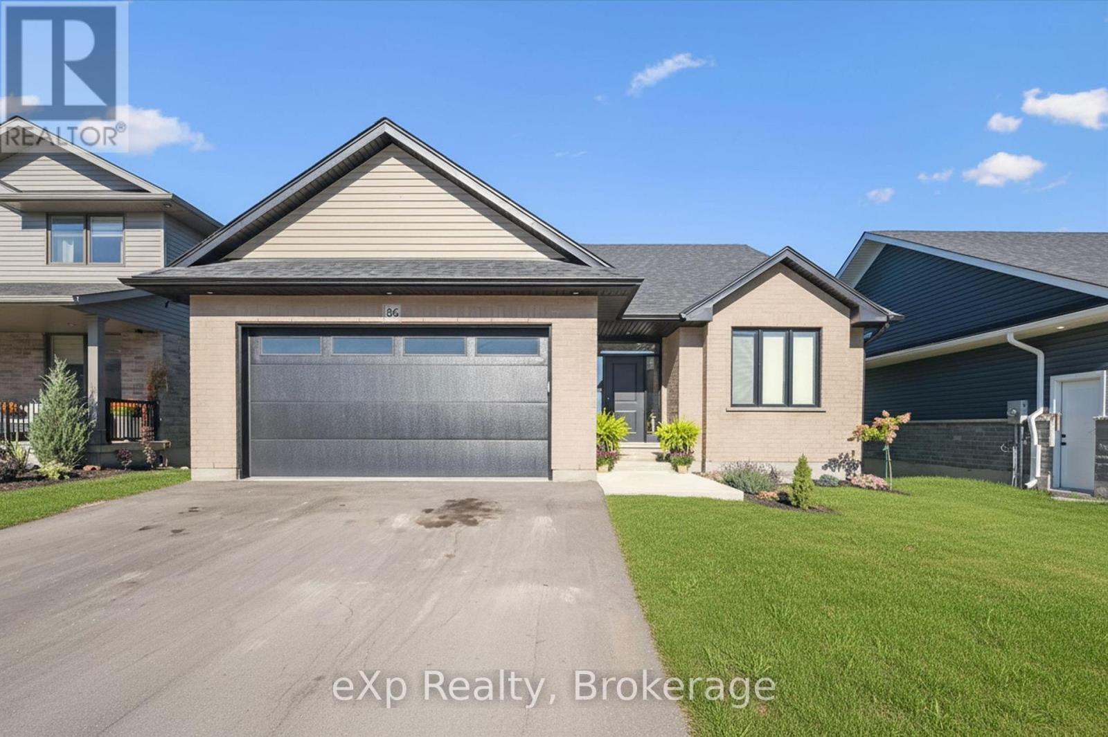 86 REA DRIVE, Centre Wellington, Ontario