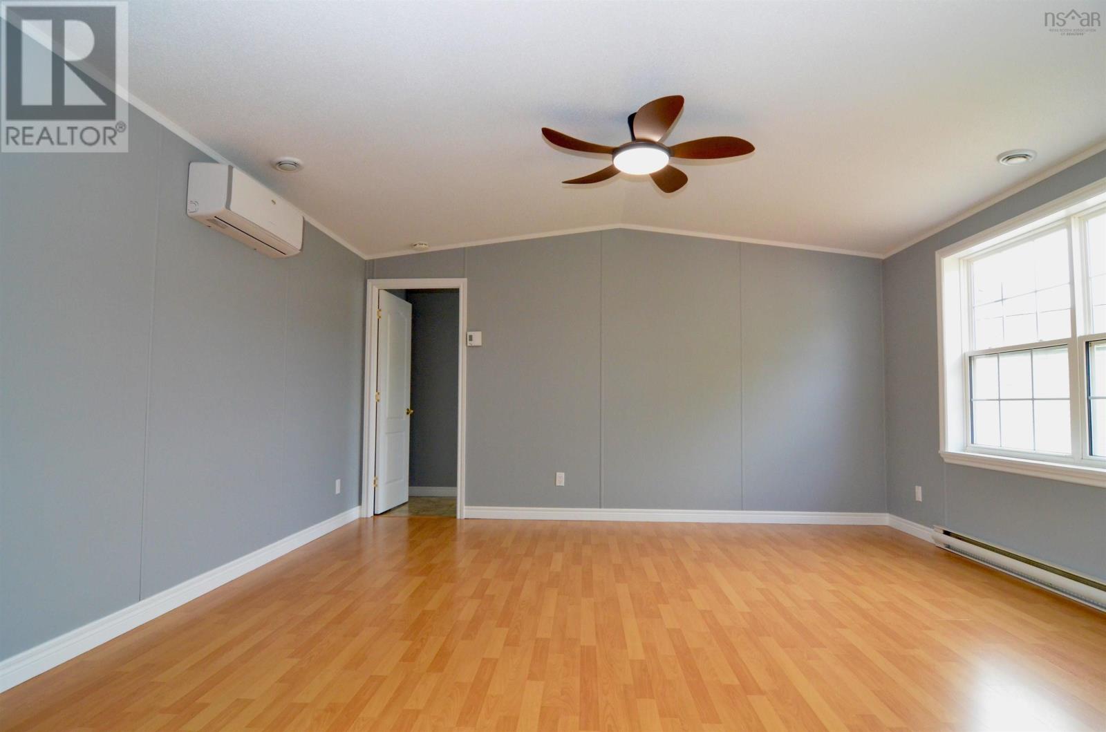 408 Kennedy Court, Lower Sackville, Nova Scotia  B4C 2T4 - Photo 3 - 202522842